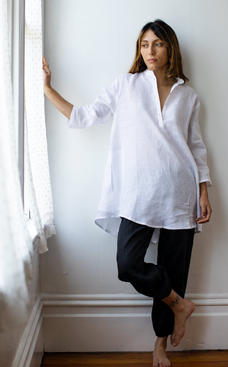 Atelier Tunic in Moon Linen