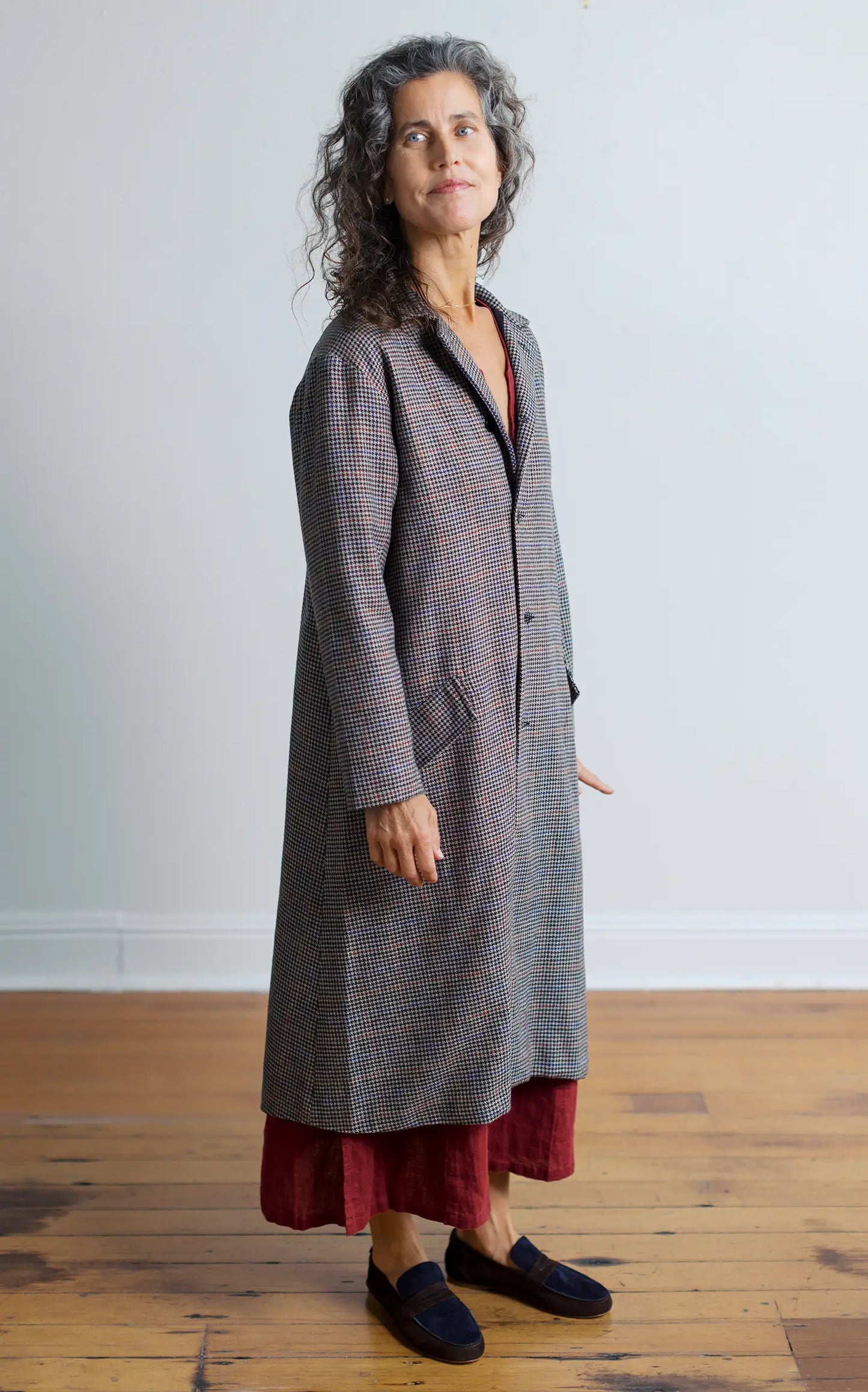 Trench in Wool Houndstooth Lined with Black Linen