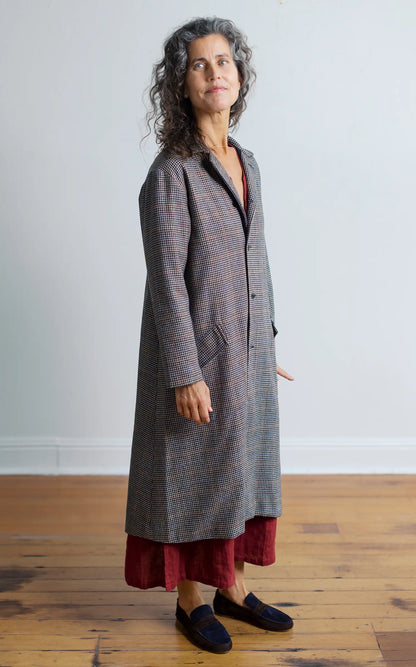 Trench in Wool Houndstooth Lined with Black Linen