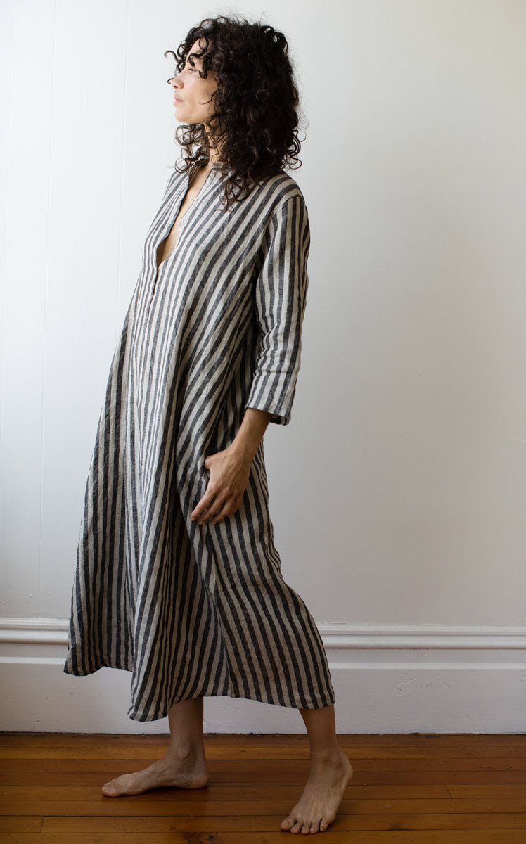 Atelier Dress in Dove Striped Linen