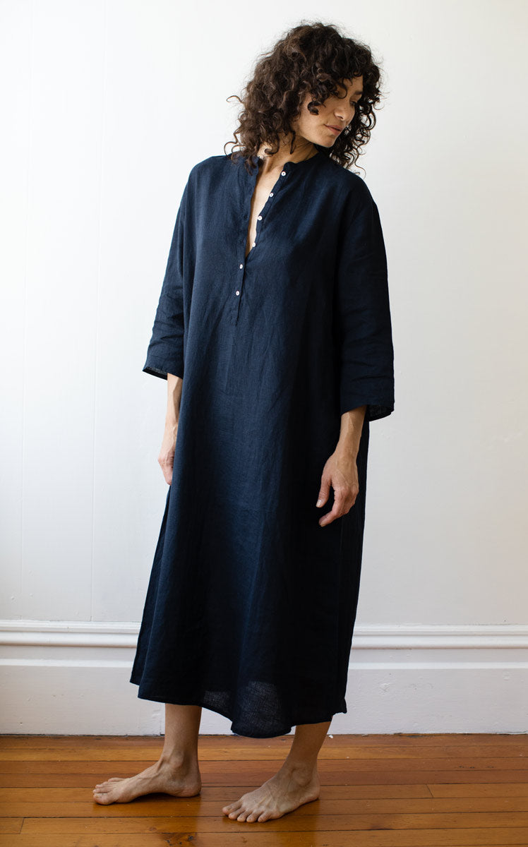 Atelier Dress in Ink Linen