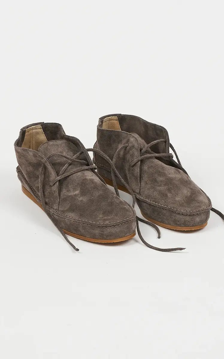 Jamie Haller The Desert Boot in Smoke