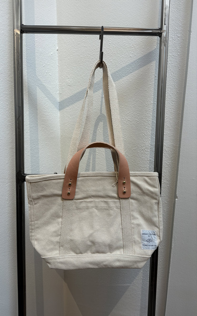 Immodest cotton lunch tote