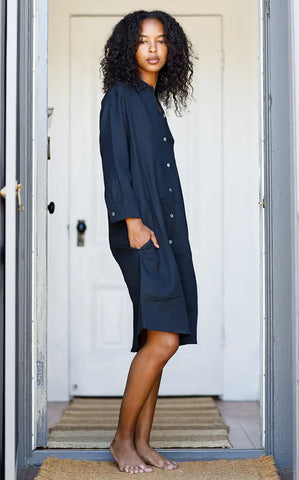 Workshirt Dress in Black Linen