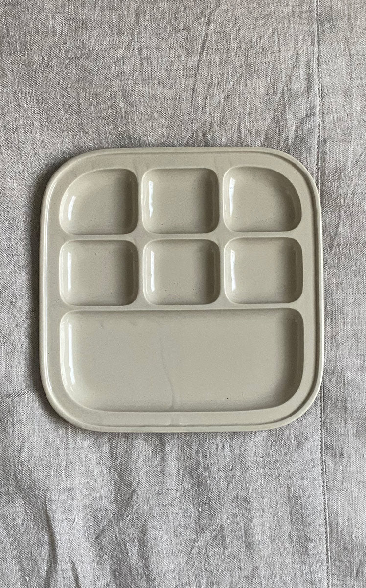 Ceramic divided tray