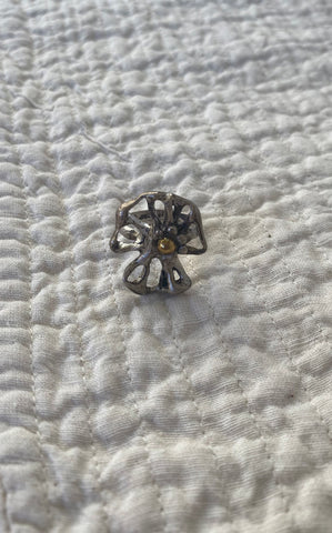 Vintage silver flower ring