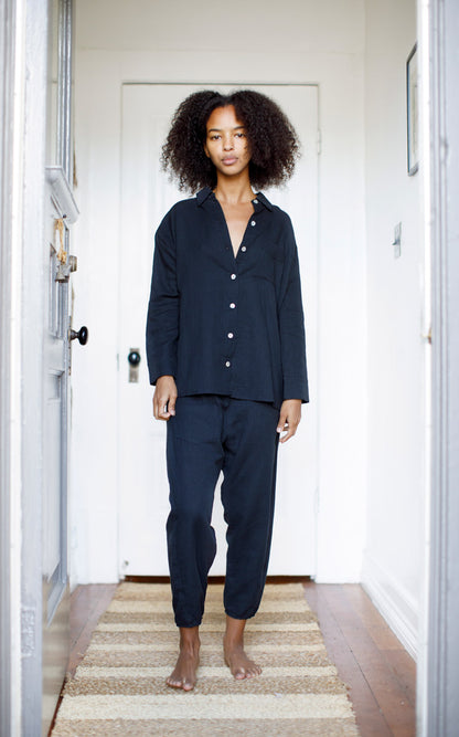 Workshirt in Black Crinkled Cotton